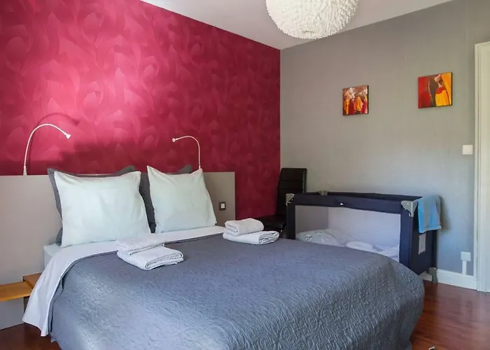 La Bagatelle Apartment *